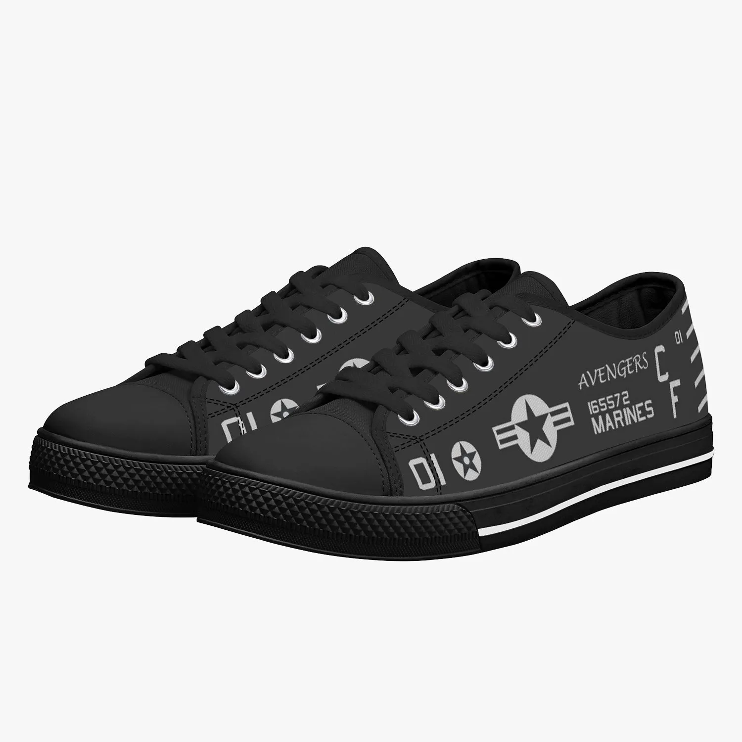 VMA-211 "Wake Island Avengers" (BuNo 165572) Low Top Canvas Shoes