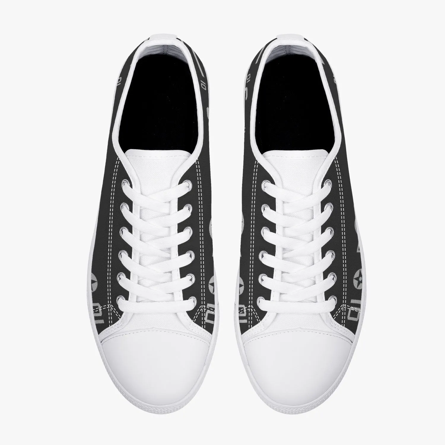 VMA-211 "Wake Island Avengers" (BuNo 165572) Low Top Canvas Shoes
